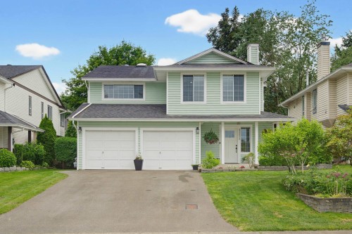 21572 93b Avenue  Langley, BC V1M 2A3
