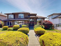 15132 84 Avenue Surrey, BC V3S 2M9