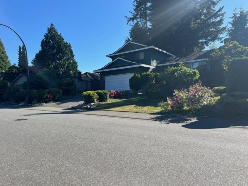 11612 Summit Crescent  Delta, BC V4E 2Z4