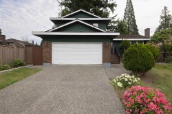 11612 Summit Crescent Delta, BC V4E 2Z4