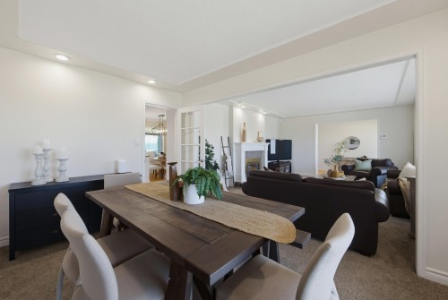 5631 Sunrise Crescent E, Surrey, BC 