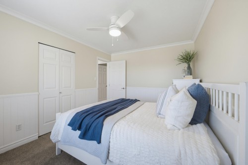5631 Sunrise Crescent E, Surrey, BC 