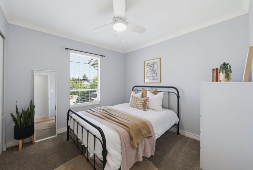 5631 Sunrise Crescent E, Surrey, BC 