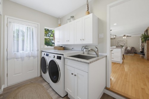5631 Sunrise Crescent E, Surrey, BC 