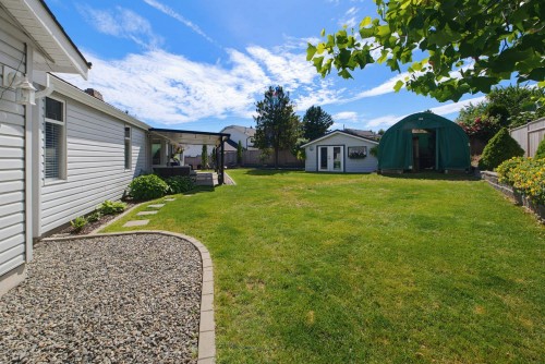 5631 Sunrise Crescent E, Surrey, BC 