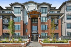305-2960 151 Street Surrey, BC V4P 0G3