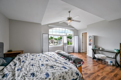 16730 85 Avenue, Surrey, BC - Indoor Photo Showing Bedroom