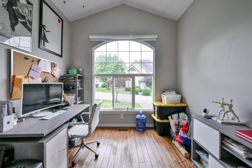 16730 85 Avenue, Surrey, BC - Indoor Photo Showing Office