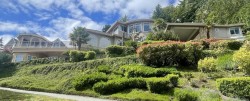 13439 55a Avenue Surrey, BC V3X 3B5