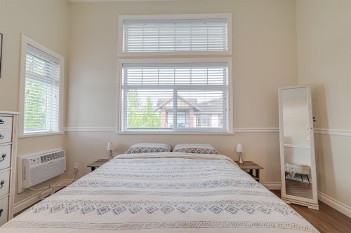 423-5650 201A Street, Langley, BC - Indoor Photo Showing Bedroom