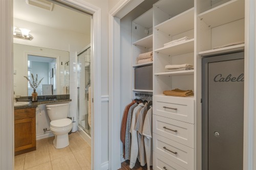 423-5650 201A Street, Langley, BC - Indoor Photo Showing Bathroom