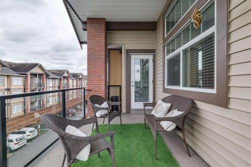 423-5650 201A Street, Langley, BC - Outdoor With Deck Patio Veranda With Exterior