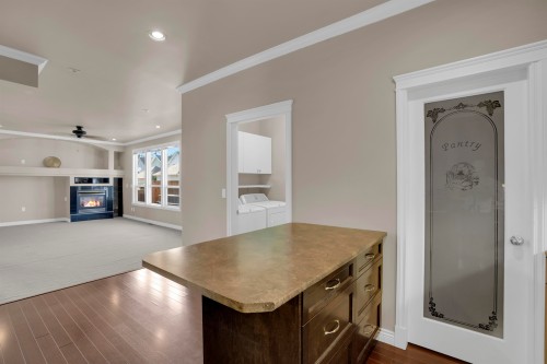 Upper-16459 59A, Surrey, BC 