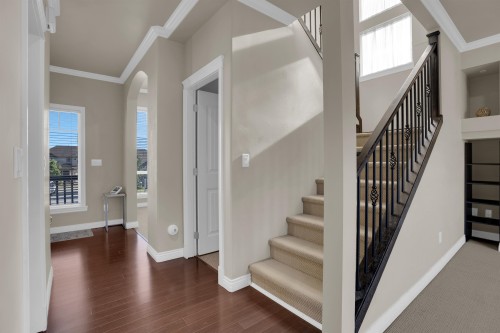 Upper-16459 59A, Surrey, BC 