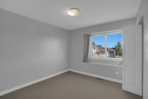 Upper-16459 59A, Surrey, BC 