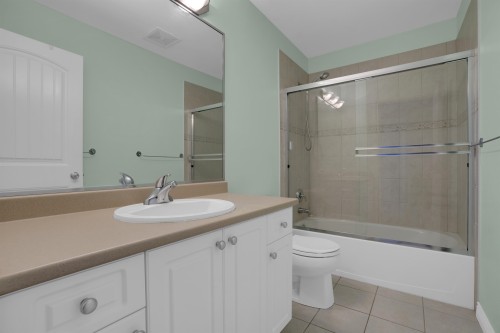 Upper-16459 59A, Surrey, BC 