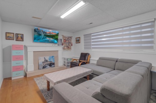 9298 Cinnamon Drive, Surrey, BC 