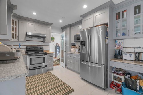 9298 Cinnamon Drive, Surrey, BC 