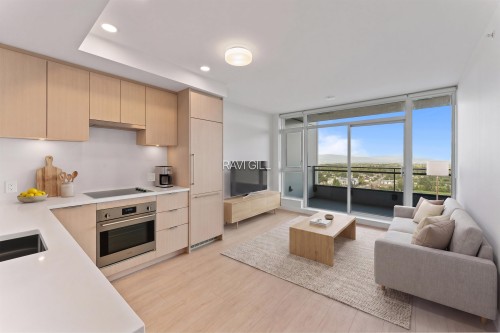 512-13675 107a Avenue  Surrey, BC V3T 0X3