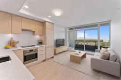 512-13675 107a Avenue Surrey, BC V3T 0X3