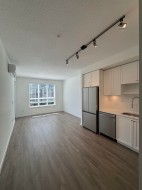 216-15735 85 Avenue Surrey, BC V4N 6Z2