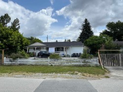 10618 137a Street Surrey, BC V3T 4J6