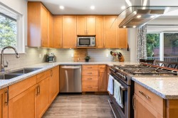 10264 Main Street Delta, BC V4C 7H3