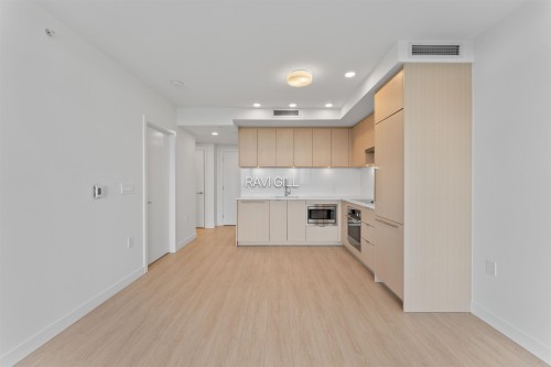 3012-13675 107A Avenue, Surrey, BC 