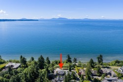 13289 12b Avenue Surrey, BC V4A 1C2