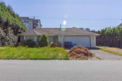 1524 Kimberley Street Abbotsford, BC V2S 8B2