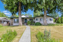 2560 127 Street Surrey, BC V4A 5S6