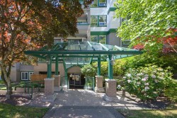 104-1575 Best Street White Rock, BC V4B 5K1
