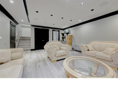 9093 Buchanan Place, Surrey, BC - Indoor