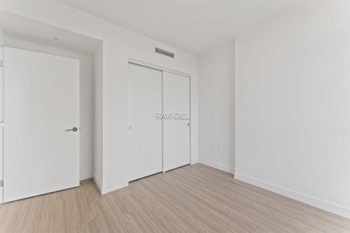 2609-13675 107A Avenue, Surrey, BC 