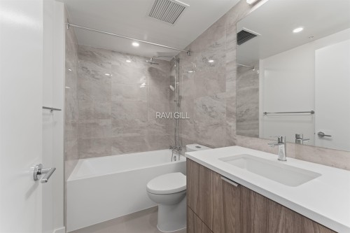 2609-13675 107A Avenue, Surrey, BC 