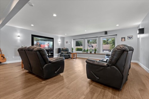 3672 Burnside Drive, Abbotsford, BC 