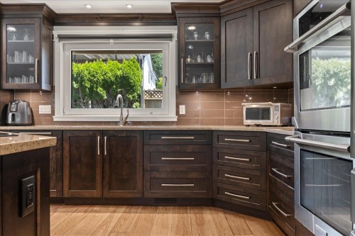 3672 Burnside Drive, Abbotsford, BC 