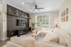 37-19913 70 Avenue Langley, BC V2Y 0S9