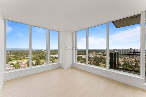 3402-13675 107A Avenue, Surrey, BC 