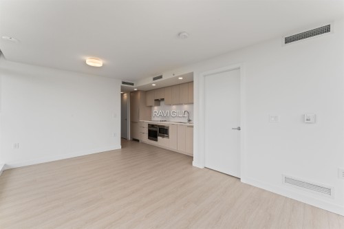 3402-13675 107A Avenue, Surrey, BC 
