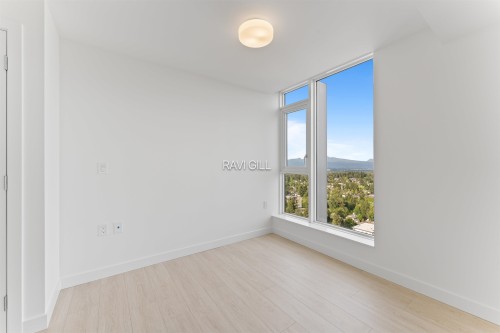 3402-13675 107A Avenue, Surrey, BC 