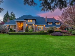 13789 32 Avenue Surrey, BC V4P 2B6