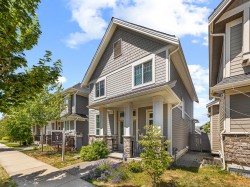 16467 25 Avenue Surrey, BC V3Z 0S2