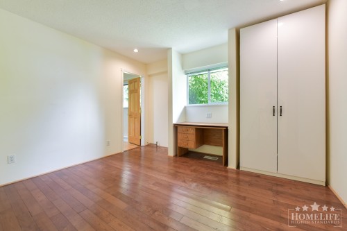 13900 Blackburn Avenue, White Rock, BC 