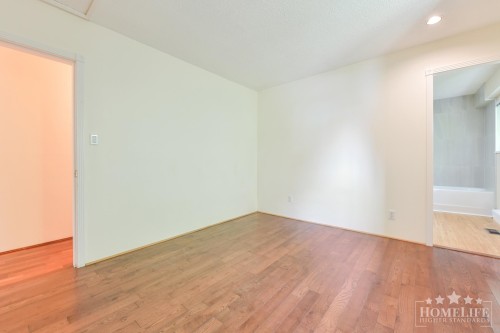 13900 Blackburn Avenue, White Rock, BC 