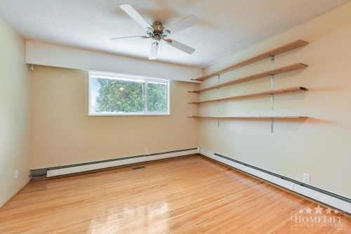 13900 Blackburn Avenue, White Rock, BC 