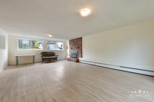 13900 Blackburn Avenue, White Rock, BC 
