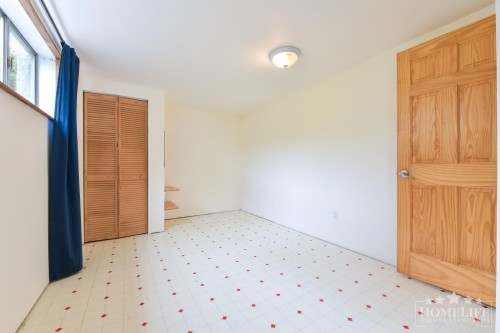 13900 Blackburn Avenue, White Rock, BC 