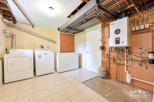 13900 Blackburn Avenue, White Rock, BC 