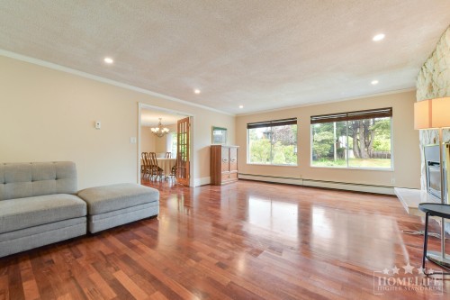 13900 Blackburn Avenue, White Rock, BC 